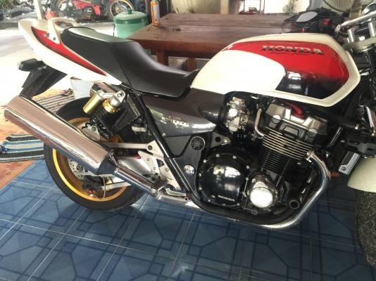 Cb1300 ทะเบียนโอนนอกครับ