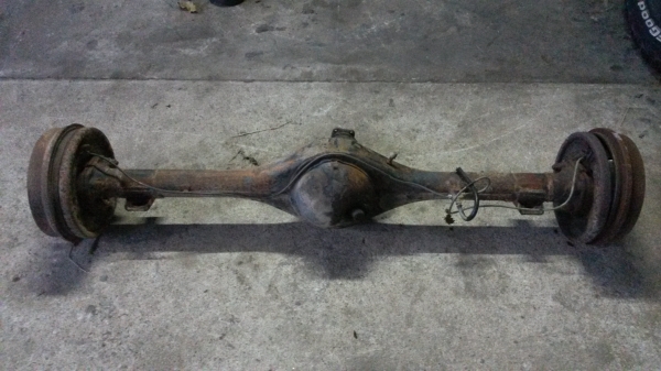 ขายเพลาท้าย อีซูซุ KB 2200