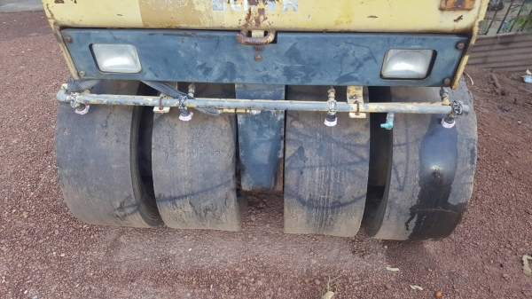 ขาย รถบดล้อยาง BOMAG BW3R ขนาด 3 ตัน 7 ล้อ สภาพพร้อมใช้งาน เอกสารเล่มทะเบียนครบ