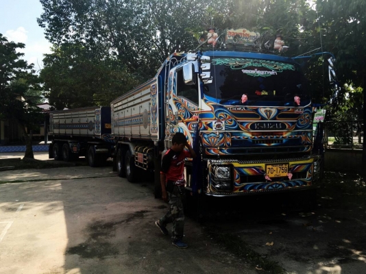 ขายรถพ่วงดัมพ์ ISUZU เครื่อง 360 แรง ปี 56 ดัมพ์มิเนียมอู่สหกิจ ลูก 3 เพลาแท้ รถมือเดียว ไมล์สองแสน ทะเบียนพร้อม