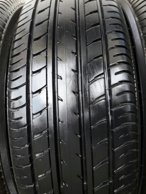 ยางYOKOHAMA 185 60R15 สัปดาที่36ปี2015ลงพื้นปลายปี2015 สภาพสวยมากๆ ดอกเยอะมากๆไม่มีปะคุ้มจริงใช้กันยาวๆ