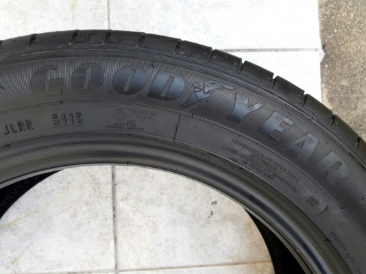 ยางGOODYEAR 205 55R16 สัปดาห์ที่52ปี2015 ลงพื้นจริงปี2016 ยางสภาพสวยมากๆไร้ที่ติ ดอกเต็มๆ90\%คุ้มสุดๆใช้อีกนาน