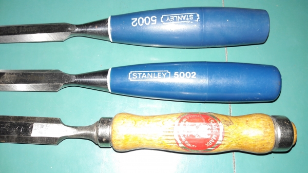 ขายสิ่วSTANLEY 15mm.; 16mm. Made in England.เก่าเก็บด้ามละ450บาท