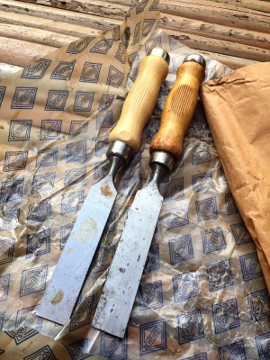 ขายสิ่วSTANLEY 15mm.; 16mm. Made in England.เก่าเก็บด้ามละ450บาท