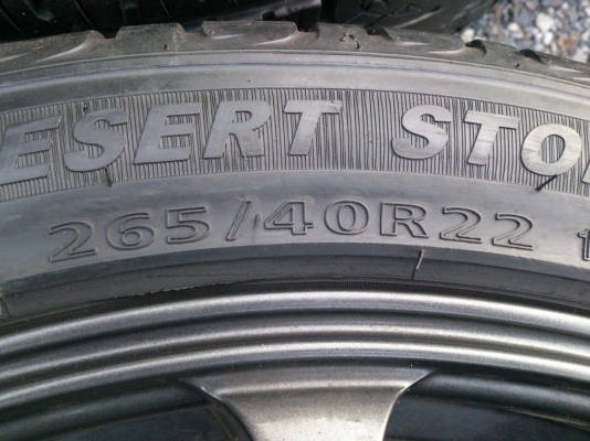 ขายแม็กRS 6รูขอบ22 พร้อมยาง 265/40R22 ปี14 ยางดอกหนาเท่ากันสวยๆ จำนวน 1 ชุด