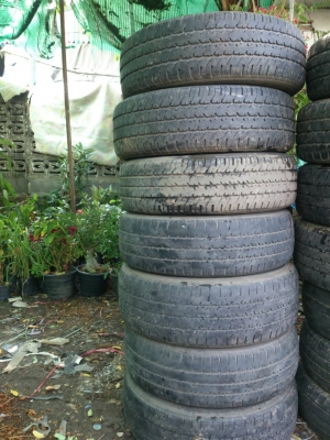 ขายเหมายางกระบะ 195R14 และ 205R14 จำนวน 35 เส้น 16500 สนใจโทรสอบถามได้ครับ