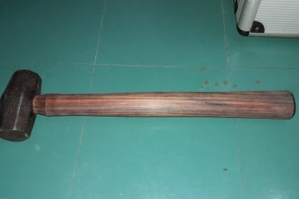 ขายค้อน3ปอนงานเก่าญี่ปุ่นทำด้ามใหม่สวยงาม ขายค้อน3ปอนงานเก่าญี่ปุ่นทำด้ามใหม่สวยงาม