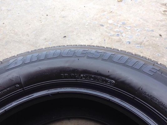 ยาง Bridgstone 205-65-15 ปี 15 ครบชุด 4 เส้น 5000 สภาพสวยๆไม่มีปะไม่บวมไม่กินข้าง ดอกยางเหลือเยอะเอาไปวิ่งกันใด้อีกยาวค่ะ ยาง Bridgstone 205-65-15 ปี 15 ครบชุด 4 เส้น 5000 สภาพสวยๆไม่มีปะไม่บวมไม่กินข้าง ดอกยางเหลือเยอะเอาไปวิ่งกันใด้อีกยาวค่ะ