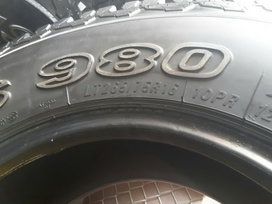 Maxxis AT 980 ขนาด 265/75/16 ปลายปี14 สวยๆ1ชุด