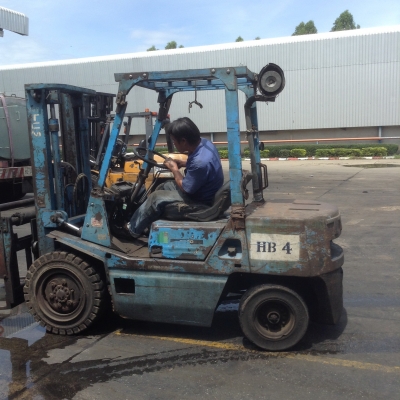 +++ ขายโฟล์คลิฟท์ T.C.M. FD30 ขนาด 3 ตัน เครื่องยนต์ดีเซล เสา 3 เมตร เกียร์ธรรมดา งาสไลด์ฟูลฟรีครับ +++ ขายโฟล์คลิฟท์ T.C.M. FD30 ขนาด 3 ตัน เครื่องยนต์ดีเซล เสา 3 เมตร เกียร์ธรรมดา งาสไลด์ฟูลฟรีครับ