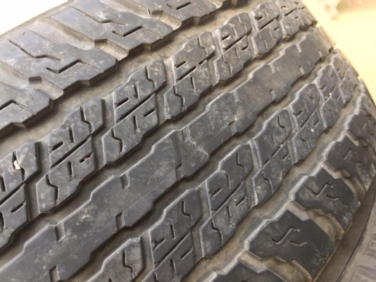 ขายยาง YOKOHAMA GEOLANDAR A/T G94 265-65-17 ปี15 ดอกหนาจัด ไม่มีตำหนิ ไม่มีปะ ชุดละ 7,900 บาท