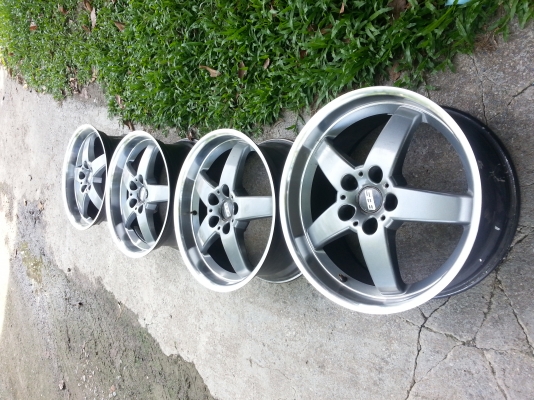 ขอบ18 ฮาร์มานใส่bmw