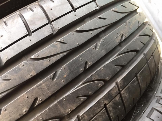 ขายยาง BRIDGESTONE DUELER H/P Sport (RUNFLAT) 205-55-17 ปี14 สภาพป้ายแดง ไม่มีตำหนิ ชุดละ 5,500 บาท