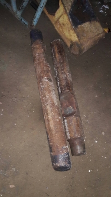 ขายเข็มหัวกระแทก  สำหรับรถขุด 200 เก่านอก ขายราคา 15,000 บาท