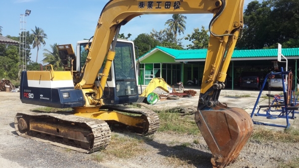 ขายรถขุดนำเข้าเก่าญี่ปุ่น komatsu pc90 รถสวยเดิมๆ สนใจติดต่อสอบถาม 092-3309229 อีด