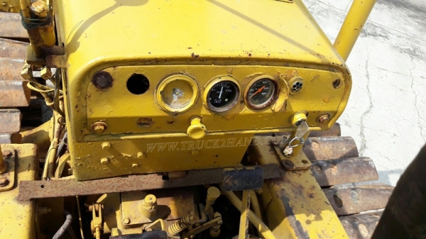 แทร็คเตอร์ KOMATSU รุ่น 21 PL  4 สูบ ถานดันกว้าง 2.55 เมตร