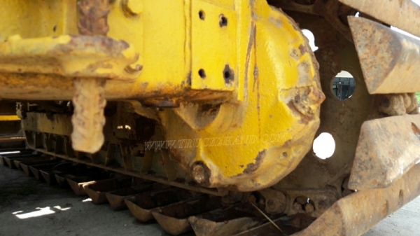 แทร็คเตอร์ KOMATSU รุ่น 21 PL  4 สูบ ถานดันกว้าง 2.55 เมตร