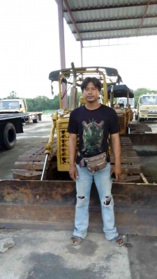 แทร็คเตอร์ KOMATSU รุ่น 21 PL  4 สูบ ถานดันกว้าง 2.55 เมตร