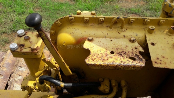 แทร็คเตอร์ KOMATSU รุ่น 21 PL  4 สูบ ถานดันกว้าง 2.55 เมตร