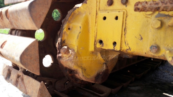 แทร็คเตอร์ KOMATSU รุ่น 21 PL  4 สูบ ถานดันกว้าง 2.55 เมตร