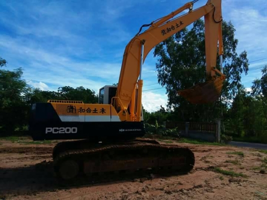 ขาย Komatsu Pc200-5 สภาพสวยพร้อมใช้ ต่อคุณอ๊อฟพิจิตร086-737-9991 ขาย Komatsu Pc200-5 สภาพสวยพร้อมใช้ ต่อคุณอ๊อฟพิจิตร086-737-9991