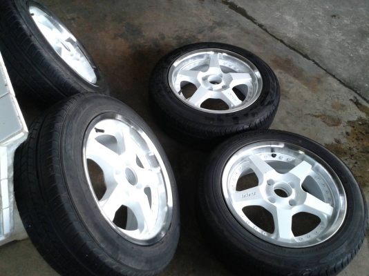 ขอบ15นิ้ว4รู100 พร้อมยาง ชุดนี้ ราคา 5900 บาท ขอบ15นิ้ว4รู100 พร้อมยาง ชุดนี้ ราคา 5900 บาท