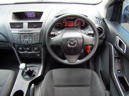 MAZDA BT50 PRO 2.2 Hi-Racer FREE STYLE CAB MT ปี2015 MAZDA BT50 PRO 2.2 Hi-Racer FREE STYLE CAB MT ปี2015