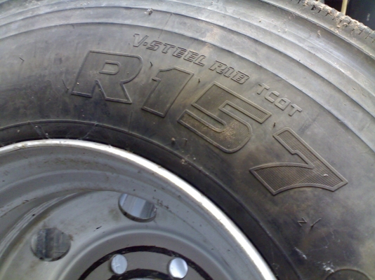 ยาง Bridgestone R157(11R22.5) พร้อมล้อเม็กซ์ 5 เส้น