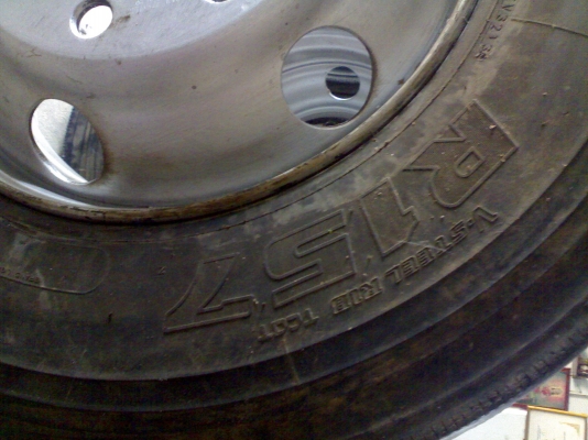 ยาง Bridgestone R157(11R22.5) พร้อมล้อเม็กซ์ 5 เส้น