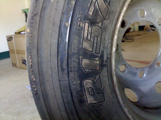 ยาง Bridgestone R157(11R22.5) พร้อมล้อเม็กซ์ 5 เส้น