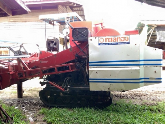 ขายรถเกี่ยวข้าวทะเลทอง ปากคอดีครับ ไม่มีชนตอ เครื่องดี เดินคล่อง