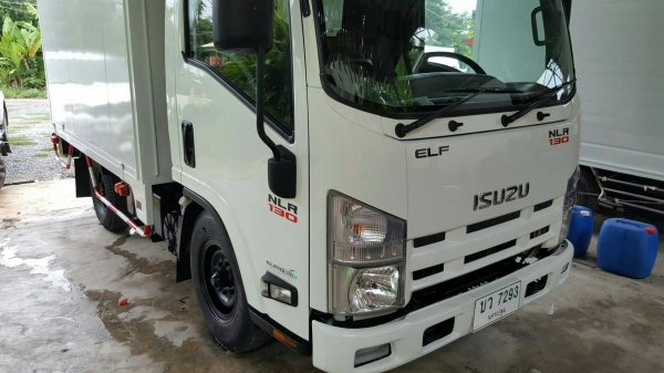 ISUZU ELF NLR 130 รถห้างมือเดียว
