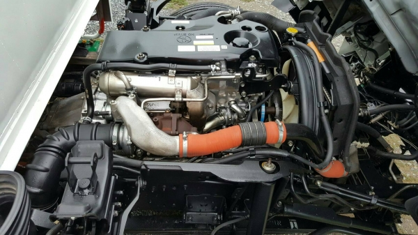 ISUZU ELF NLR 130 รถห้างมือเดียว