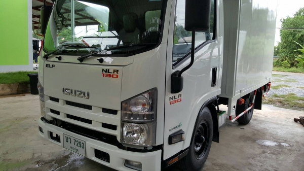 ISUZU ELF NLR 130 รถห้างมือเดียว