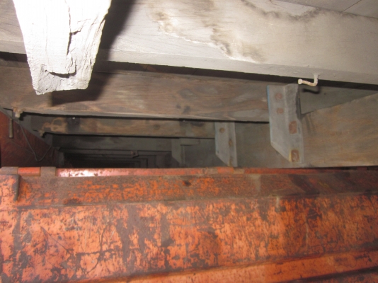 ขายกะบะ6ล้อ มีลิฟต์ท้ายยกของ