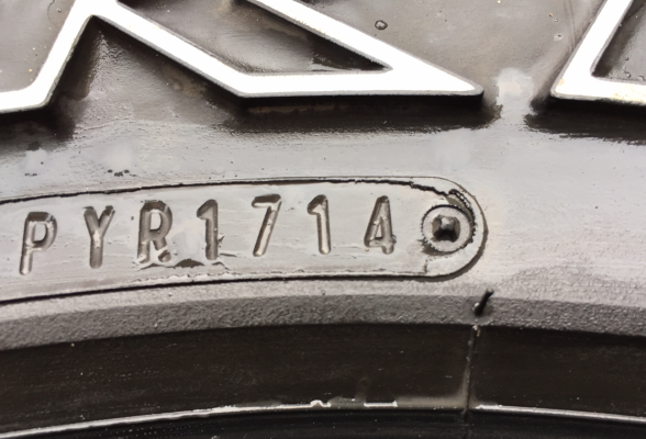 ยาง All Falken 265 65 17 ปี14 ดอกเต็ม ใช้ยาว ราคาไม่แพง