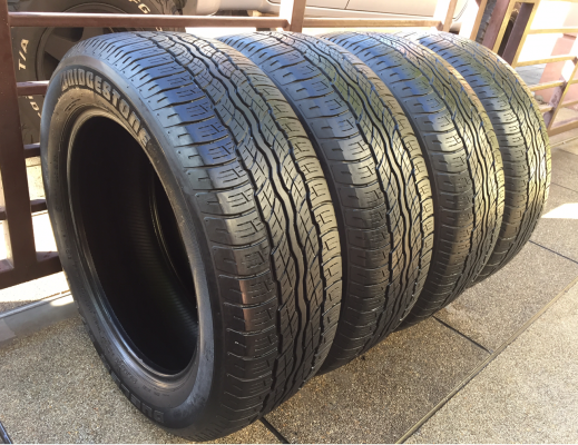 ยาง Bridgestone 235 55 18 ปลายปี14 ดอกเต็ม ไม่มีปะ ราคาไม่แพง ยาง Bridgestone 235 55 18 ปลายปี14 ดอกเต็ม ไม่มีปะ ราคาไม่แพง