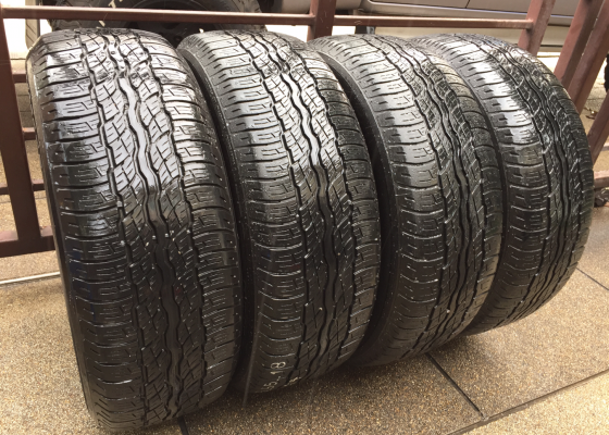 ยาง Bridgestone 235 55 18 ปลายปี14 ดอกเต็ม ไม่มีปะ ราคาไม่แพง ยาง Bridgestone 235 55 18 ปลายปี14 ดอกเต็ม ไม่มีปะ ราคาไม่แพง