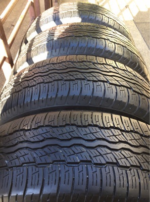 ยาง Bridgestone 235 55 18 ปลายปี14 ดอกเต็ม ไม่มีปะ ราคาไม่แพง ยาง Bridgestone 235 55 18 ปลายปี14 ดอกเต็ม ไม่มีปะ ราคาไม่แพง