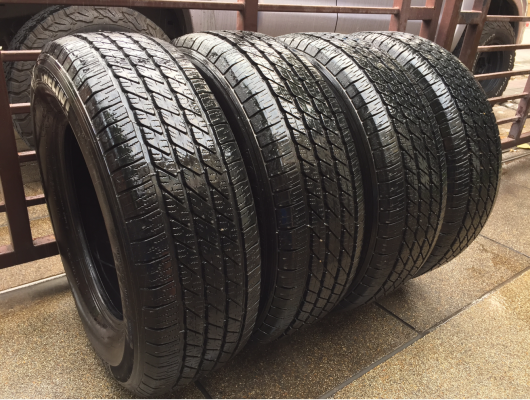 ยาง Michelin 265 65 17 ปลายปี14 ดอกเต็ม ใช้ยาว ราคาไม่แพง