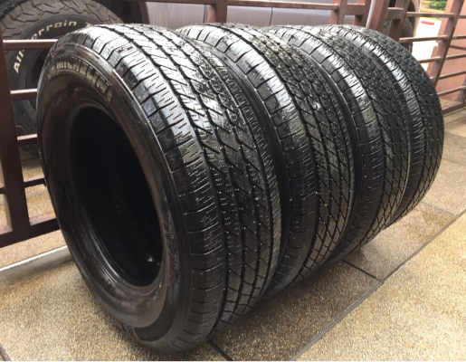 ยาง Michelin 265 65 17 ปลายปี14 ดอกเต็ม ใช้ยาว ราคาไม่แพง