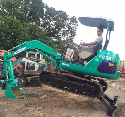 ขายรถขุดKOMATSU PC25รุ่น7เก่าญี่ปุ่นเอกสารใบอินวอยนำเข้าไม่เคยใช้งานในไทยคับ ขายรถขุดKOMATSU PC25รุ่น7เก่าญี่ปุ่นเอกสารใบอินวอยนำเข้าไม่เคยใช้งานในไทยคับ