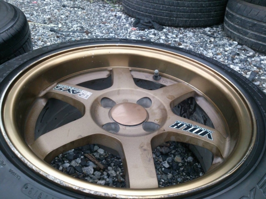 ขายแม็กTE37ขอบ15 หน้าตื่น7นิ้ว หลังลึก8นิ้ว พร้อมยางฟอลเคน195/55R15 ปี13 จำนวน 1 ชุด