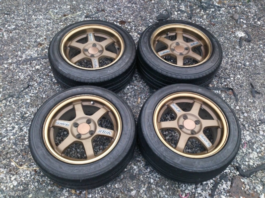 ขายแม็กTE37ขอบ15 หน้าตื่น7นิ้ว หลังลึก8นิ้ว พร้อมยางฟอลเคน195/55R15 ปี13 จำนวน 1 ชุด