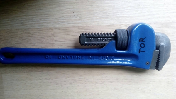 ขายคอม้าขาเดียว10"รุ่นงานหนัก Record Made in England.เก่าเก็บ