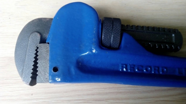 ขายคอม้าขาเดียว10"รุ่นงานหนัก Record Made in England.เก่าเก็บ ขายคอม้าขาเดียว10"รุ่นงานหนัก Record Made in England.เก่าเก็บ