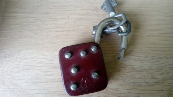 ขายกุญแจตราหมีTRECLOCK เยอรมันใหม่เก่าเก็บ