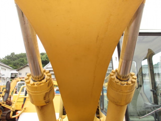 ขายรถขุดนำเข้าเก่าญี่ปุ่น komatsu pc120-5 รถสวยเดิมๆกำลังเดินทางถึงไทยเร็วๆนี้ สนใจติดต่อสอบถาม 092-3309229 อีด