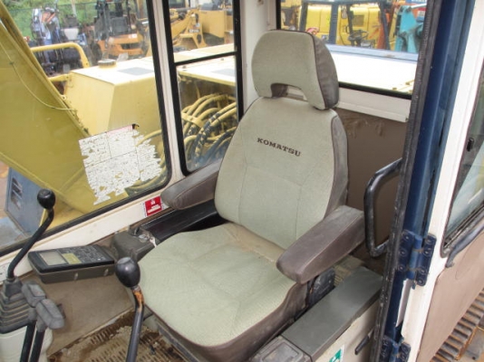 ขายรถขุดนำเข้าเก่าญี่ปุ่น komatsu pc120-5 รถสวยเดิมๆกำลังเดินทางถึงไทยเร็วๆนี้ สนใจติดต่อสอบถาม 092-3309229 อีด