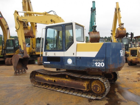 ขายรถขุดนำเข้าเก่าญี่ปุ่น komatsu pc120-5 รถสวยเดิมๆกำลังเดินทางถึงไทยเร็วๆนี้ สนใจติดต่อสอบถาม 092-3309229 อีด